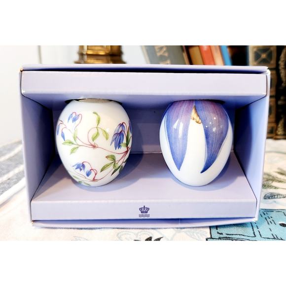 Royal Copenhagen Easter Egg Ornament 2 pc Gift Set, Clematis Floral, Spring - Picture 2 of 4